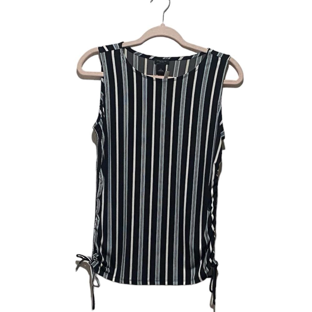 New with Tags Ann Taylor Factory Sleeveless Blue, Black and White Strip Tank Top